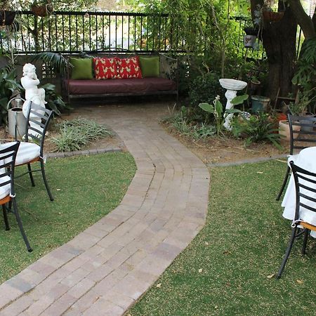Simonsberg Guest House Stellenbosch Bagian luar foto